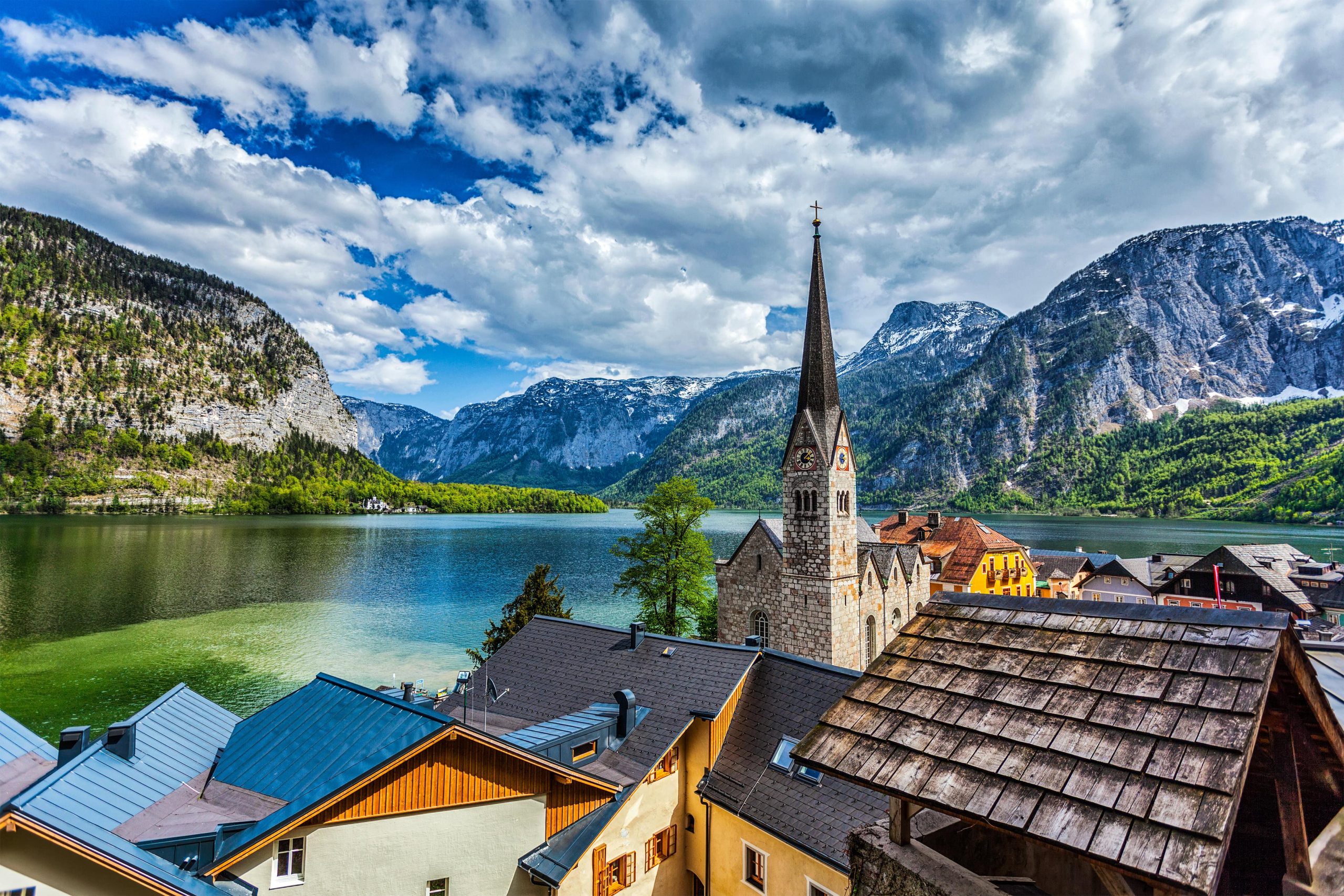 hallstatt-village-austria-TX59P3L-1-scaled (1)_ytLoWaKHed.jpg